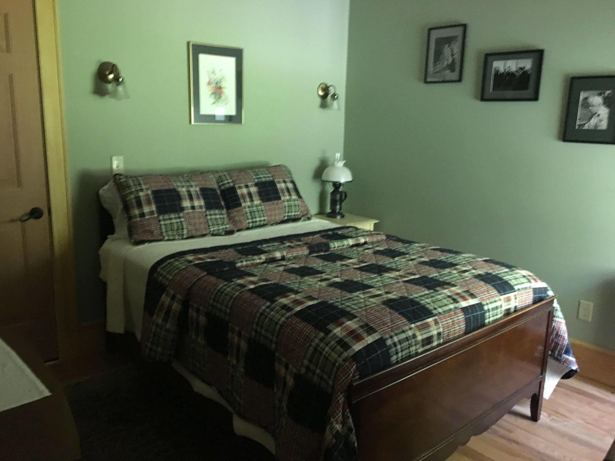 The Chipman Inn Ripton Екстер'єр фото