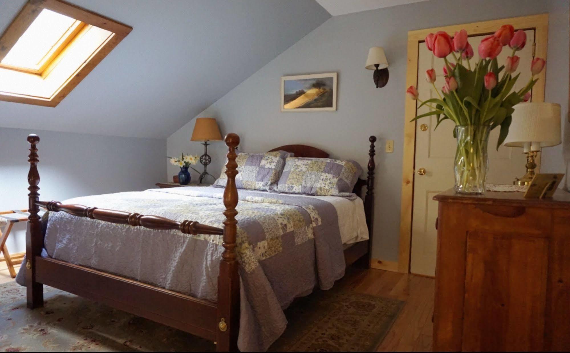 The Chipman Inn Ripton Екстер'єр фото
